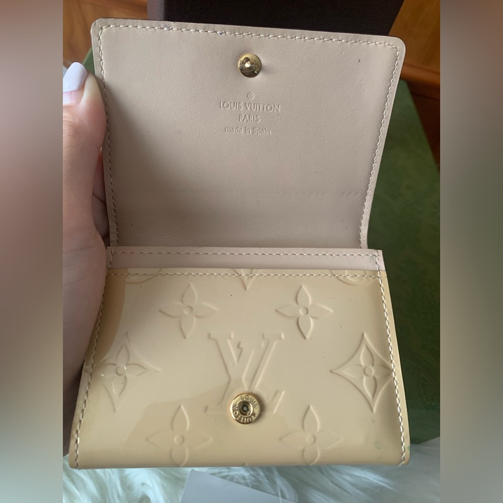 Louis Vuitton Vernis Business Card Holder⭐️⭐️ - Picture 12 of 16